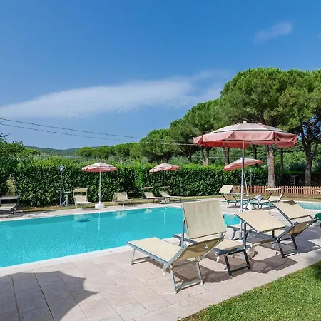 1 Bedroom Cozy In Tuoro sul Trasimeno